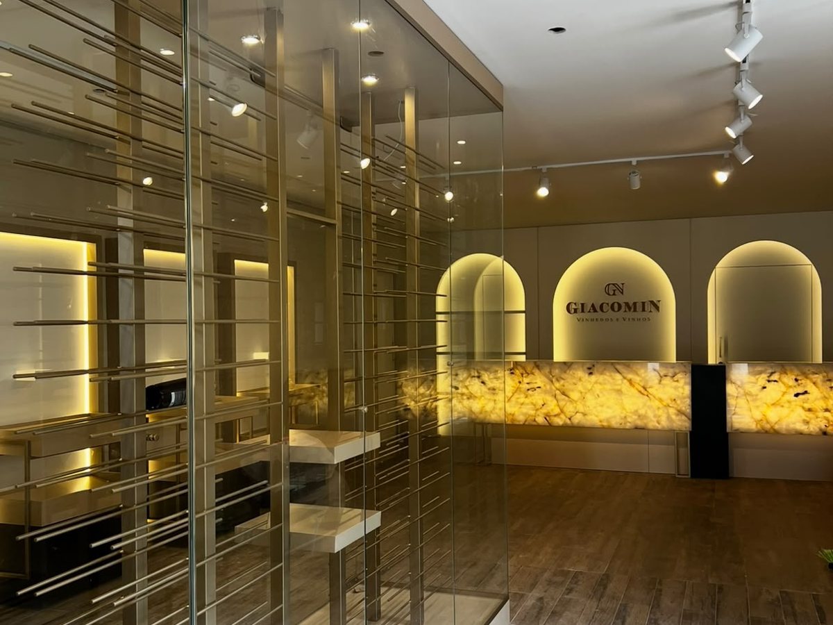 Lojas & espaços comerciais